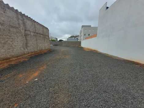 imagem 3 - Área comercial para locação no bairro Custódio Pereira imagem 3 - Área comercial para locação no bairro Custódio Pereira