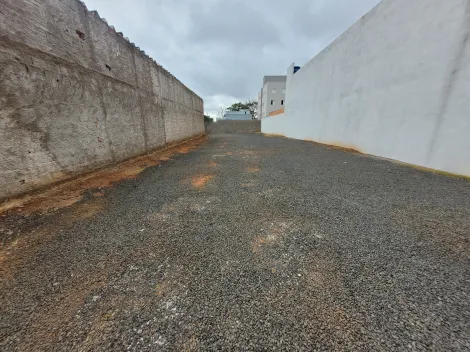 imagem 2 - Área comercial para locação no bairro Custódio Pereira imagem 2 - Área comercial para locação no bairro Custódio Pereira