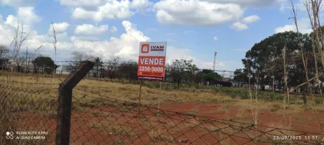 imagem 1 - Terreno - Área imagem 1 - Terreno - Área