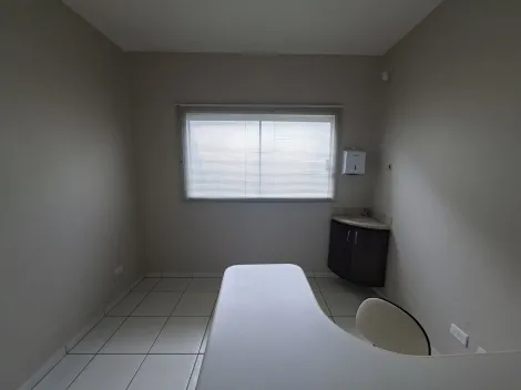 imagem 5 - Casa Comercial para locação no bairro Alto Umuarama imagem 5 - Casa Comercial para locação no bairro Alto Umuarama