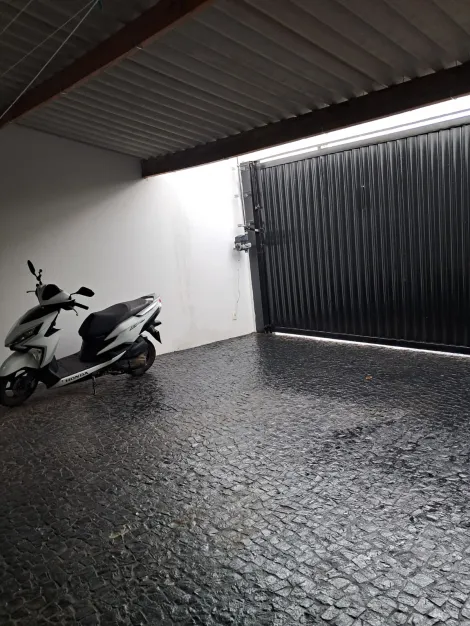 imagem 1 - Casa Para Venda No Bairro Novo Mundo. imagem 1 - Casa Para Venda No Bairro Novo Mundo.