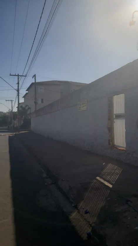 imagem 2 - Terreno à venda no Bairro Chácaras Tubalina e Quartel imagem 2 - Terreno à venda no Bairro Chácaras Tubalina e Quartel