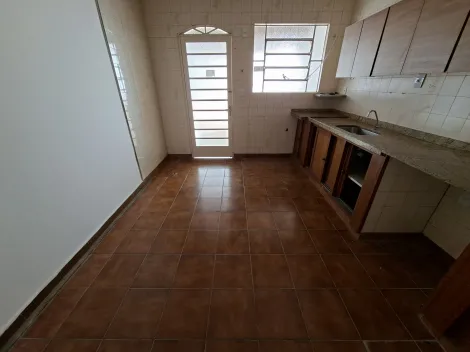 imagem 5 - Casa estilo Sobrado para locação no bairro Martins imagem 5 - Casa estilo Sobrado para locação no bairro Martins