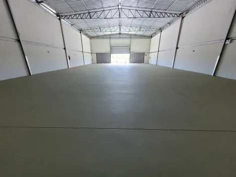 imagem 3 - Galpão comercial para  locação no bairro Shopping Park imagem 3 - Galpão comercial para  locação no bairro Shopping Park