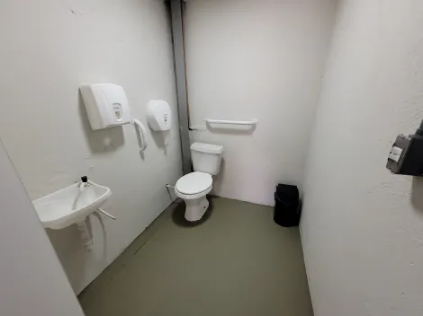 imagem 4 - Galpão comercial para  locação no bairro Shopping Park imagem 4 - Galpão comercial para  locação no bairro Shopping Park