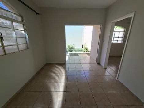 imagem 2 - Casa para locação no bairro Santa Mônica imagem 2 - Casa para locação no bairro Santa Mônica