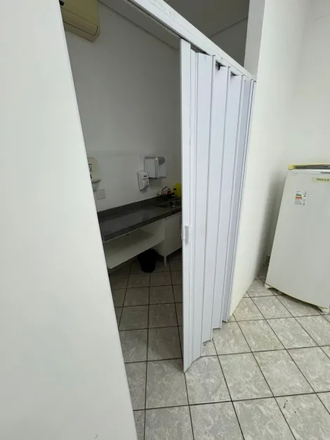 imagem 4 - Loja para locação no bairro Santa Mônica imagem 4 - Loja para locação no bairro Santa Mônica