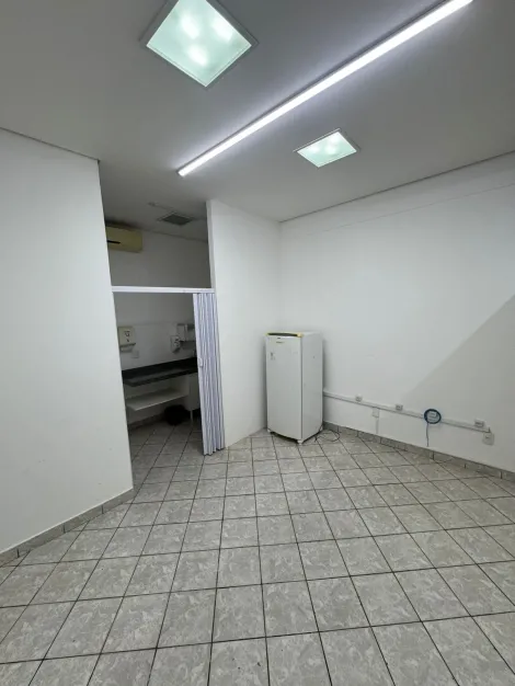 imagem 3 - Loja para locação no bairro Santa Mônica imagem 3 - Loja para locação no bairro Santa Mônica