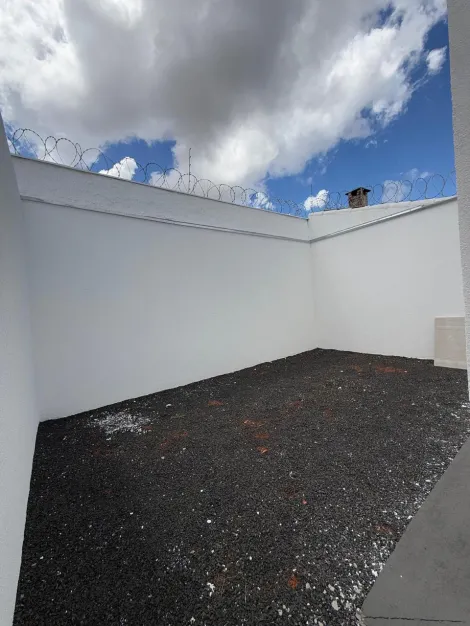 imagem 1 - Casa Para Venda Bairro Segismundo Pereira imagem 1 - Casa Para Venda Bairro Segismundo Pereira