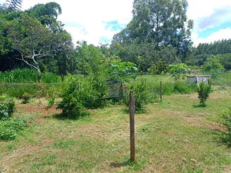 imagem 1 - Chácara A Venda No condomínio no Jockey Camping imagem 1 - Chácara A Venda No condomínio no Jockey Camping