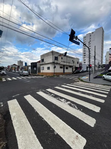 imagem 5 - Sobrado Para venda No Centro De Uberlândia imagem 5 - Sobrado Para venda No Centro De Uberlândia