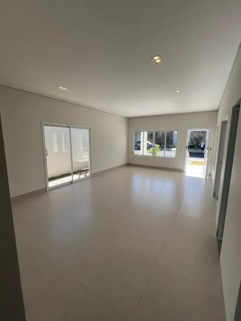imagem 1 - Casa em condominio fechado região sul de Uberlândia imagem 1 - Casa em condominio fechado região sul de Uberlândia