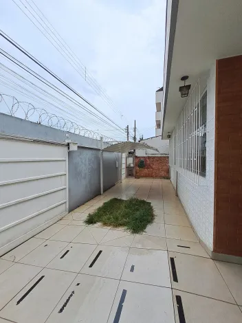 imagem 1 - Casa Para Venda No Bairro Martins imagem 1 - Casa Para Venda No Bairro Martins