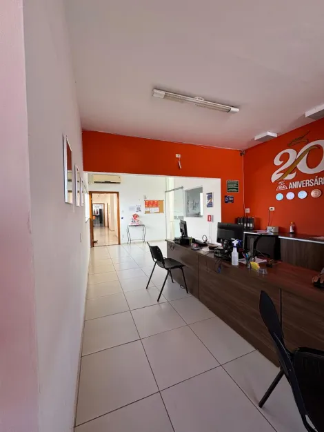 imagem 3 - Casa Comercial Para Venda No Centro de Uberlândia imagem 3 - Casa Comercial Para Venda No Centro de Uberlândia