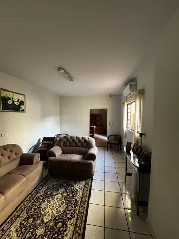 imagem 3 - Casa E Cômodo Comercial Para Venda No Bairro Bom Jesus Em Uberlândia imagem 3 - Casa E Cômodo Comercial Para Venda No Bairro Bom Jesus Em Uberlândia