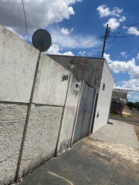 imagem 5 - Cômodo Comercial E Duas Casas Para Venda Bairro Brasil Em Uberlândia imagem 5 - Cômodo Comercial E Duas Casas Para Venda Bairro Brasil Em Uberlândia