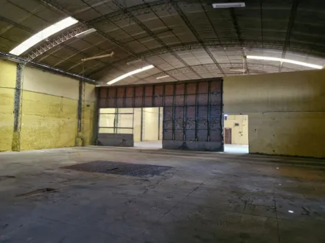 imagem 2 - Galpão para locação no bairro Custódio Pereira imagem 2 - Galpão para locação no bairro Custódio Pereira