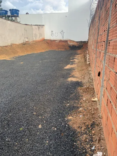 imagem 4 - Terreno para locação no bairro Tibery imagem 4 - Terreno para locação no bairro Tibery