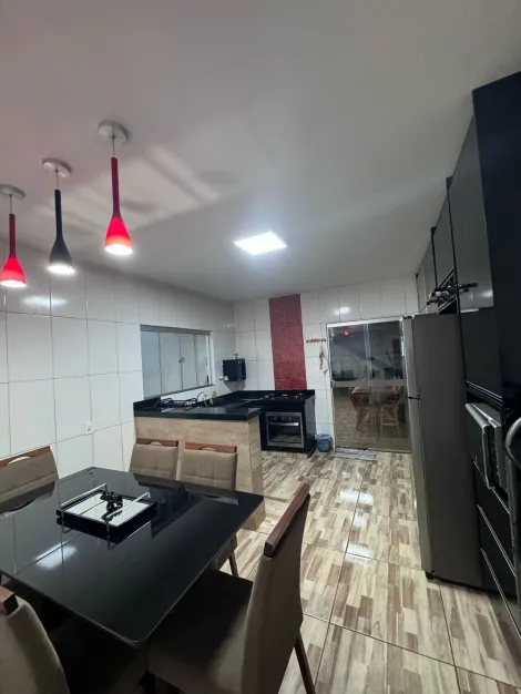 imagem 3 - Casa Para Venda No Bairro São Jorge imagem 3 - Casa Para Venda No Bairro São Jorge