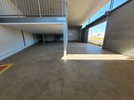 imagem 2 - Loja comercial para locação no bairro Segismundo Pereira imagem 2 - Loja comercial para locação no bairro Segismundo Pereira