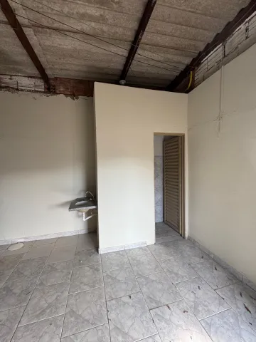 imagem 5 - CASA COM CÔMODO COMERCIAL DE ESQUINA BAIRRO JÓQUEI CLUBE imagem 5 - CASA COM CÔMODO COMERCIAL DE ESQUINA BAIRRO JÓQUEI CLUBE