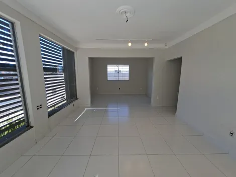 imagem 1 - Casa comercial para locação no bairro Fundinho imagem 1 - Casa comercial para locação no bairro Fundinho