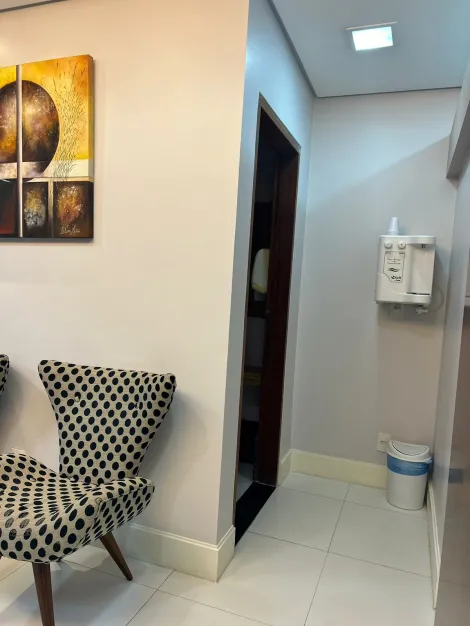 imagem 3 - Consultório Para Venda No Centro de Uberlândia imagem 3 - Consultório Para Venda No Centro de Uberlândia