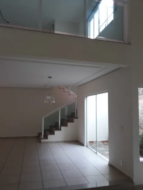 imagem 2 - Casa Estilo Sobrado Para Venda Bairro Jardim Karaíba Em Uberlândia imagem 2 - Casa Estilo Sobrado Para Venda Bairro Jardim Karaíba Em Uberlândia