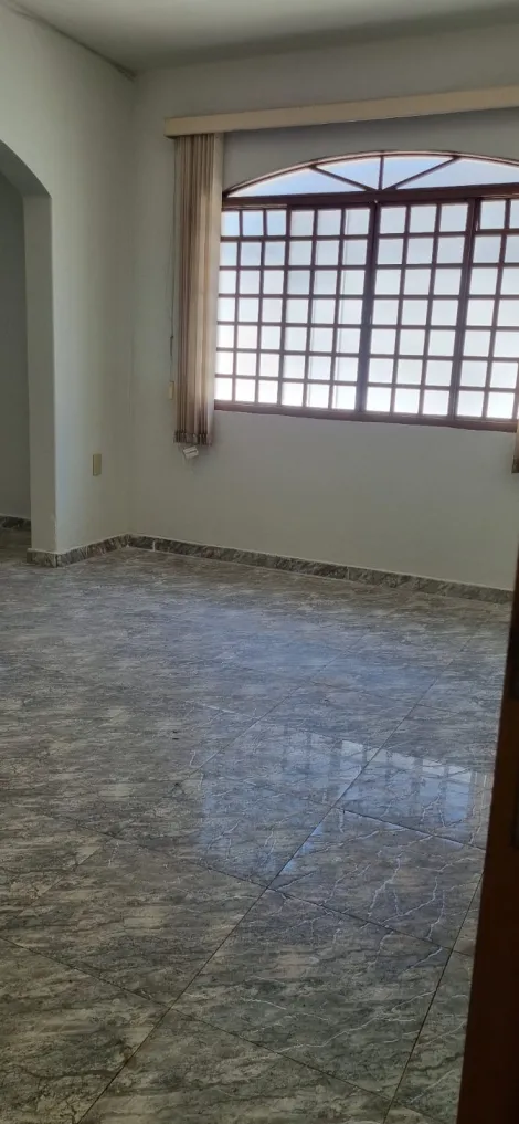 imagem 5 - Casa e cômodo comercial para venda no bairro Nossa Senhora Aparecida imagem 5 - Casa e cômodo comercial para venda no bairro Nossa Senhora Aparecida