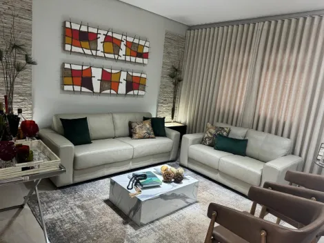 imagem 2 - Casa Estilo Sobrado Para Venda No Bairro Santa Mônica imagem 2 - Casa Estilo Sobrado Para Venda No Bairro Santa Mônica