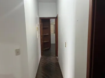 imagem 1 - Casa estilo sobrado para locação no bairro Santa Monica imagem 1 - Casa estilo sobrado para locação no bairro Santa Monica