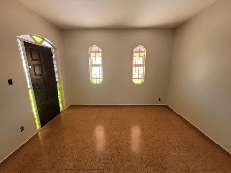 imagem 2 - Casa para locação no bairro Custódio Pereira imagem 2 - Casa para locação no bairro Custódio Pereira