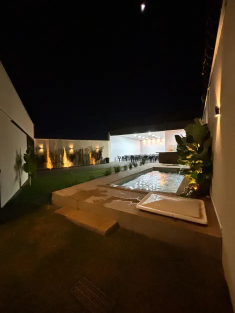 imagem 4 - Casa Comercial Para Venda No Bairro Novo Mundo imagem 4 - Casa Comercial Para Venda No Bairro Novo Mundo