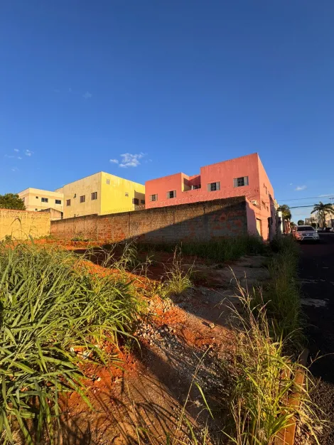 imagem 2 - Terreno Para Venda No Bairro Santa Mônica imagem 2 - Terreno Para Venda No Bairro Santa Mônica