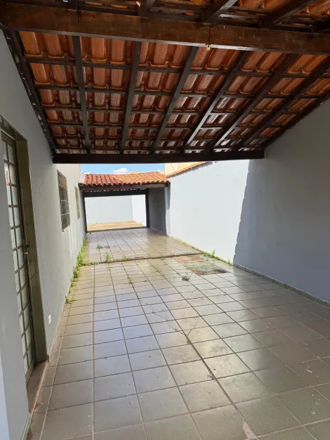 imagem 5 - Casa para venda no bairro Santa Mônica imagem 5 - Casa para venda no bairro Santa Mônica
