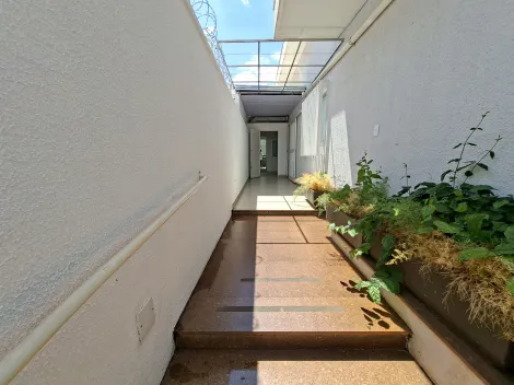 imagem 1 - Casa comercial para locação no bairro Martins imagem 1 - Casa comercial para locação no bairro Martins