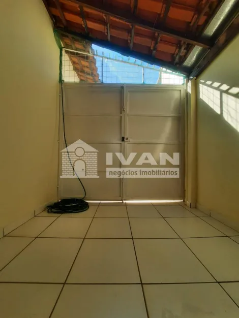 imagem 1 - Casa em condomínio fechado no bairro Chácaras Tubalina para venda imagem 1 - Casa em condomínio fechado no bairro Chácaras Tubalina para venda