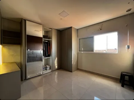 imagem 5 - Casa estilo sobrado para venda no bairro Luizote Freitas em Uberlândia imagem 5 - Casa estilo sobrado para venda no bairro Luizote Freitas em Uberlândia