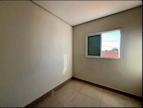 imagem 4 - Casa estilo sobrado para venda no bairro Luizote Freitas em Uberlândia imagem 4 - Casa estilo sobrado para venda no bairro Luizote Freitas em Uberlândia