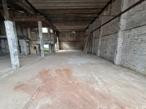 imagem 5 - Barracão para locação no bairro Martins imagem 5 - Barracão para locação no bairro Martins