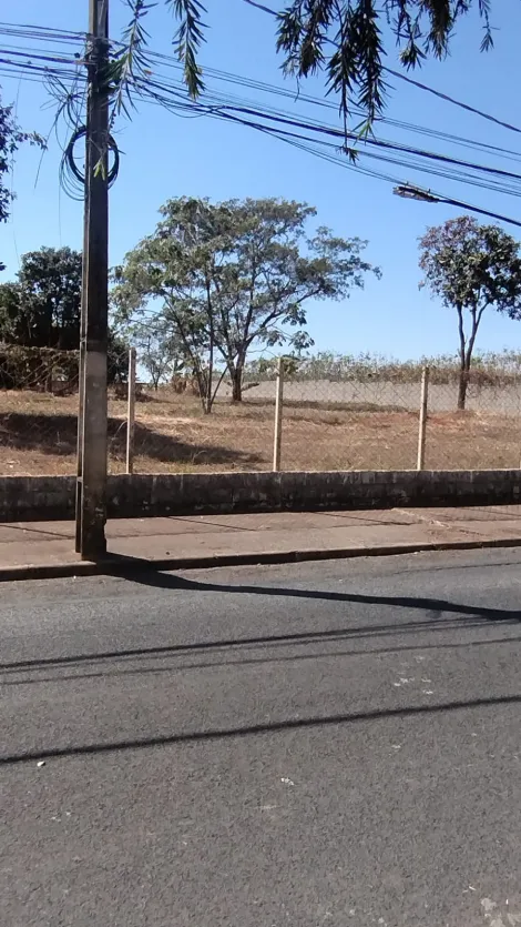 imagem 2 - Terreno para venda no bairro Chácaras Tubalina imagem 2 - Terreno para venda no bairro Chácaras Tubalina