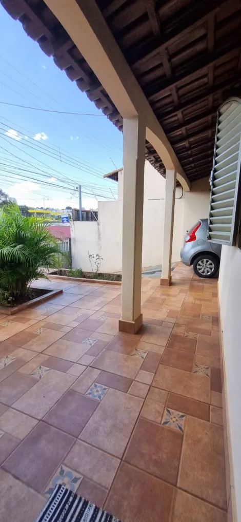 imagem 4 - Casa para venda no bairro Osvaldo Rezende imagem 4 - Casa para venda no bairro Osvaldo Rezende