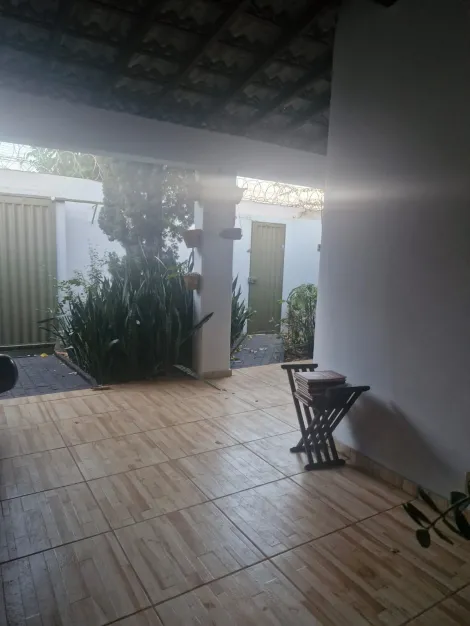 imagem 3 - Casa para venda no bairro Segismundo Pereira imagem 3 - Casa para venda no bairro Segismundo Pereira