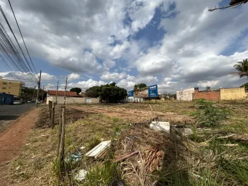 imagem 2 - Área para locação no bairro Saraiva imagem 2 - Área para locação no bairro Saraiva