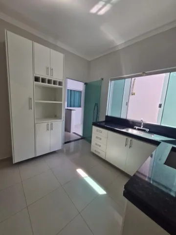 imagem 2 - Casa para locação no bairro Alto Umuarama imagem 2 - Casa para locação no bairro Alto Umuarama
