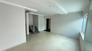 imagem 2 - Casa sobrado para venda no bairro Segismundo Pereira imagem 2 - Casa sobrado para venda no bairro Segismundo Pereira