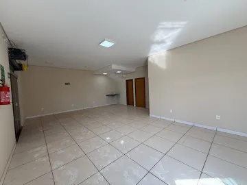 imagem 4 - Loja comercial em excelente localização no Marta Helena imagem 4 - Loja comercial em excelente localização no Marta Helena