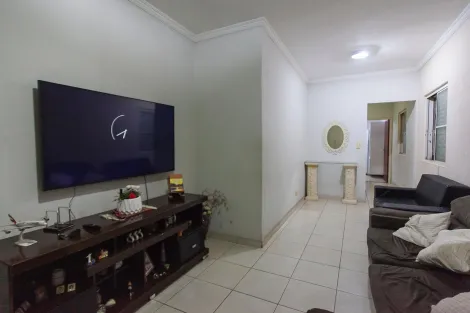 imagem 1 - Casa para venda no bairro Custodio Pereira imagem 1 - Casa para venda no bairro Custodio Pereira