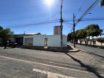 imagem 1 - Casa para locação no bairro Segismundo Pereira imagem 1 - Casa para locação no bairro Segismundo Pereira