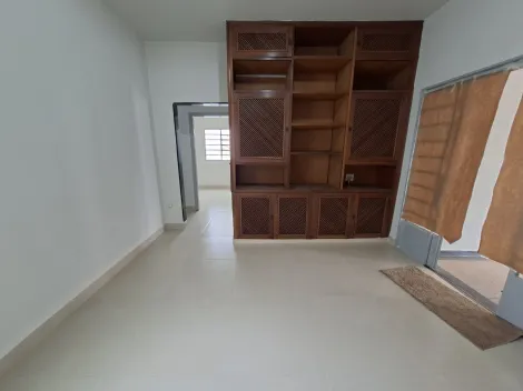 imagem 1 - Casa disponível para locação comercial ou residencial no bairro Martins imagem 1 - Casa disponível para locação comercial ou residencial no bairro Martins